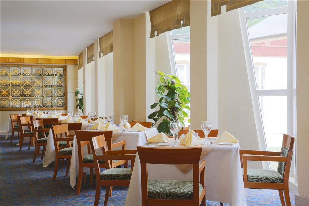 Sheraton Jiuzhaigou Resort Restaurant foto